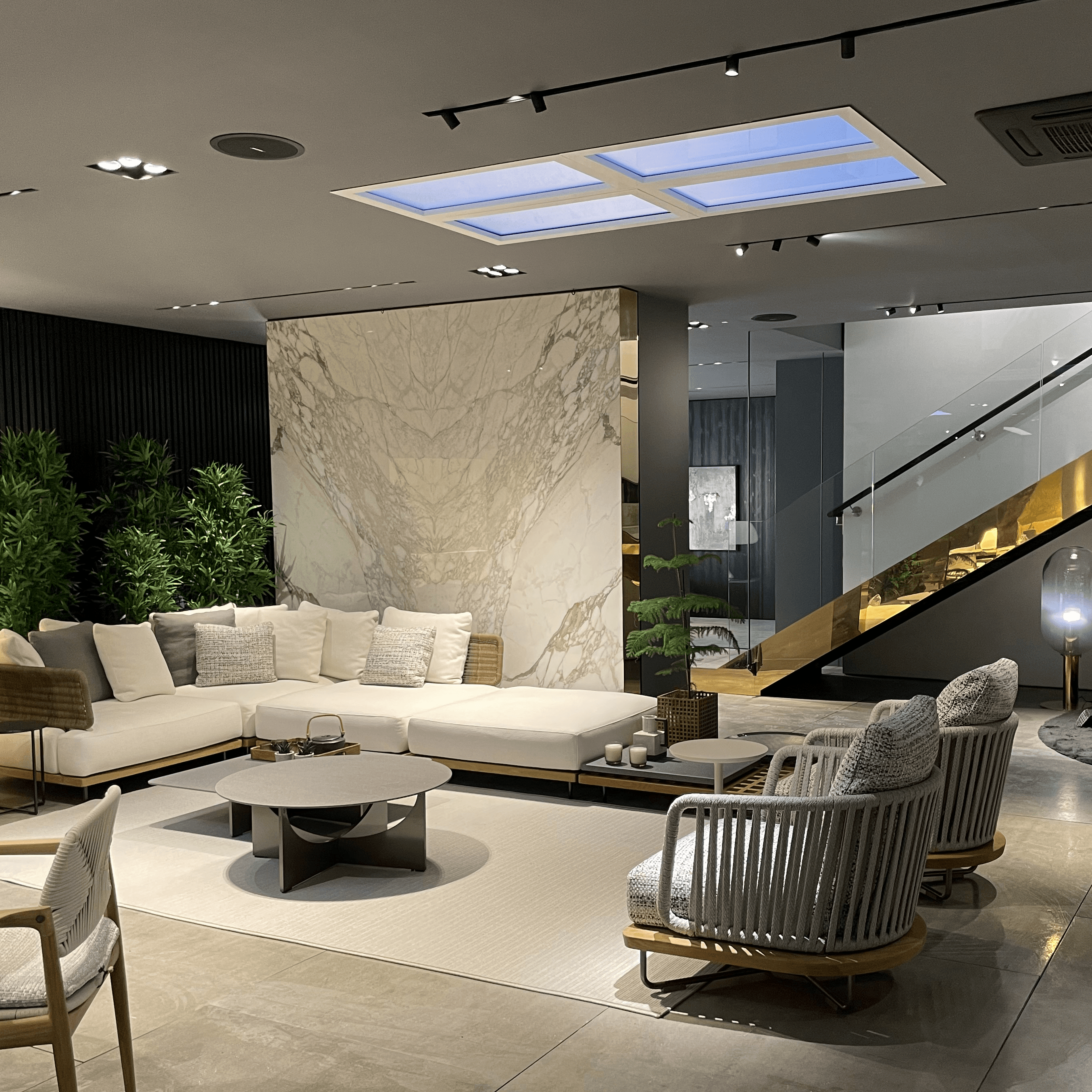 Innerscene Virtual Sun installation case study at Minotti London UK preview image